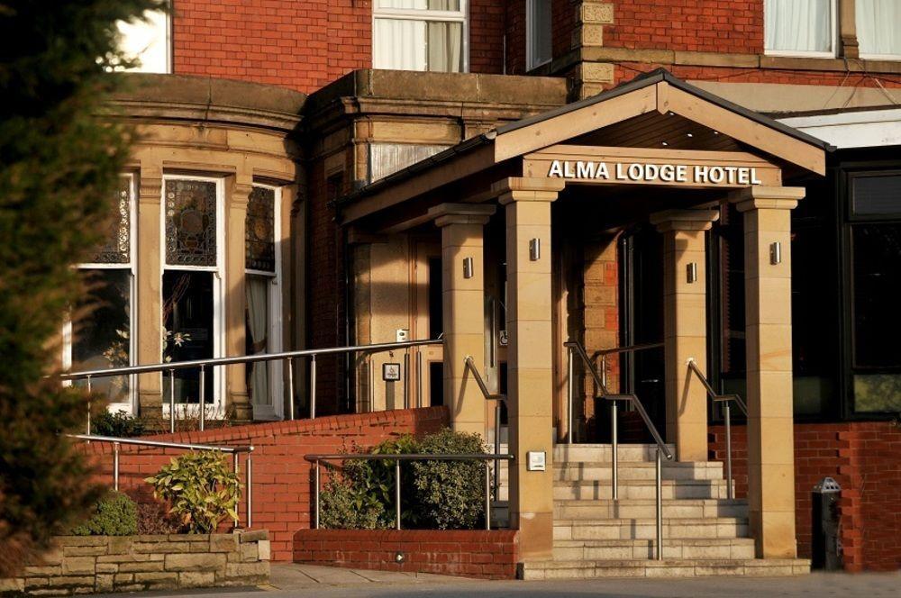 Alma Lodge Hotel Stockport Eksteriør bilde